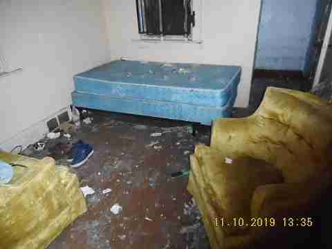 8523 Colfax (35)_m.jpg